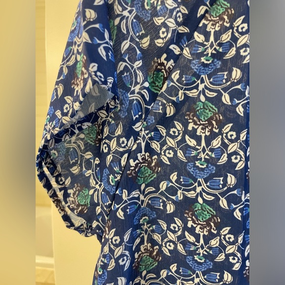 Cezele Short Sleeve Floral Stripe Blouse M - Picture 2 of 6